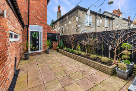 Rear Courtyard