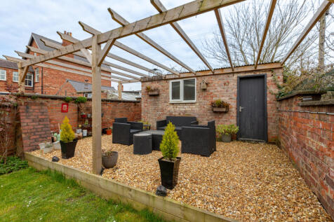 Garden Garage Access