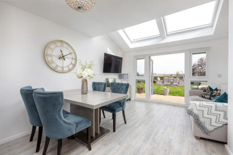 Kitchen / Family Room