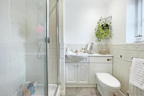 En suite Two