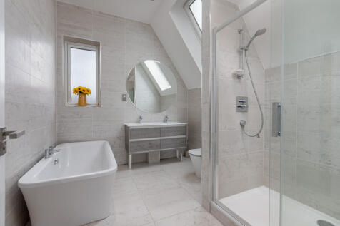 Primary En Suite