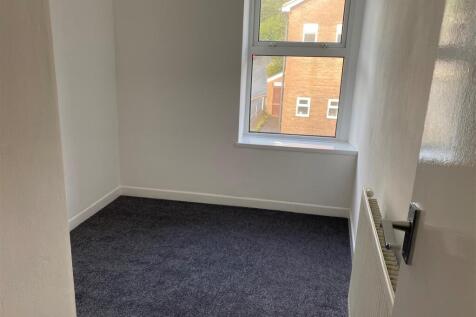 Bedroom 3.jpg
