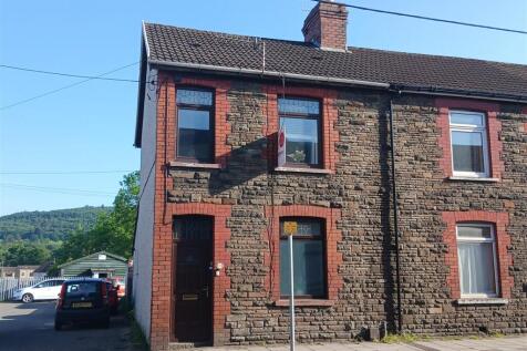 Nantgarw road front photo.jpg