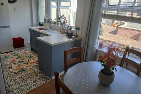 10 st nicholas kitchen dining room.jpg