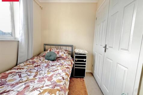 bedroom two.jpg