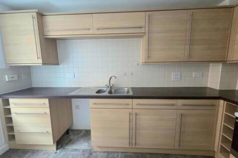 Kitchen1.jpg