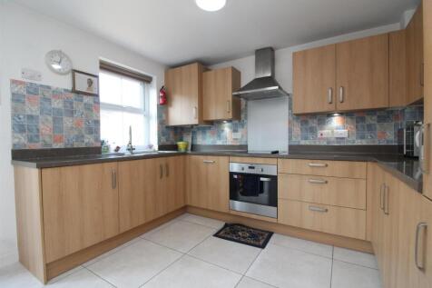 Kitchen.JPG