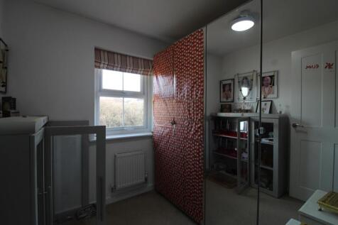 Bedroom 3.JPG