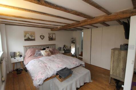 Bedroom1.JPG