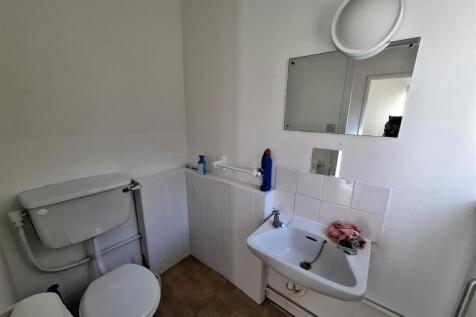 Cloakroom.jpg