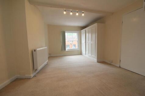 Bedroom 1.JPG