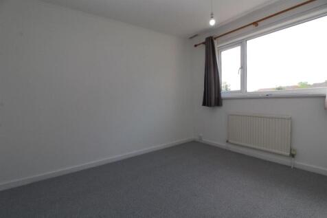 Bedroom 1.JPG