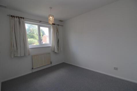 Bedroom 2.JPG