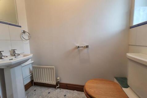 Cloakroom.jpg