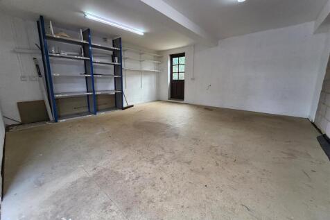 Garage.jpg