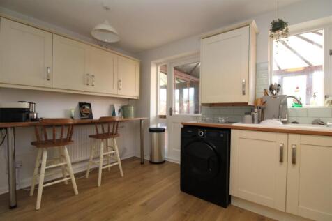 Kitchen view 2.JPG