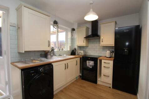 Kitchen view 3.JPG