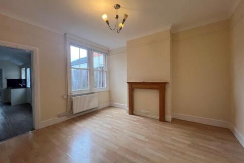 Dining room.jpg
