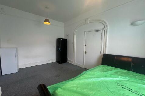 Room View 2.jpg