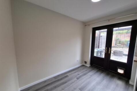 Dining Area.jpg