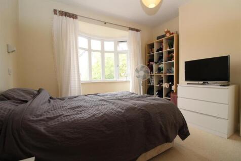 Bedroom 1.JPG