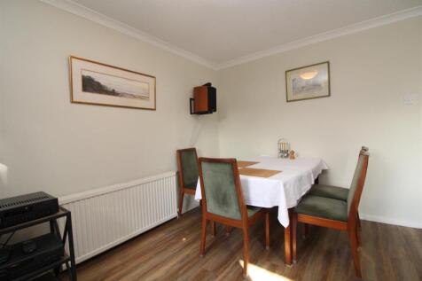 Dining Area.JPG