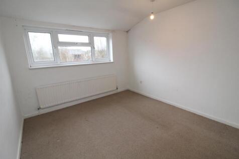 Bedroom 1.JPG