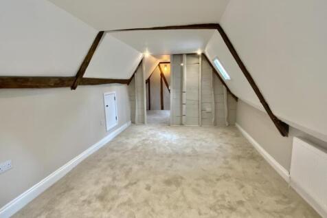 Bedroom 2 (Second Floor)