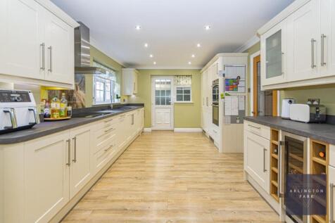 Walnut-14.jpg