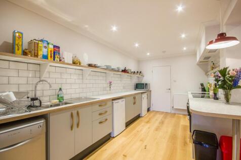 02SC Kitchen end.jpg