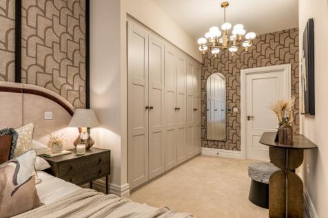 Show Apartment
