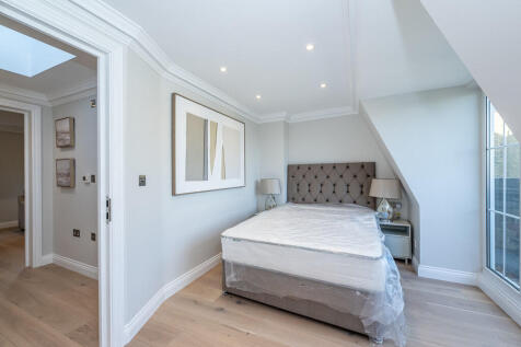 Ashburn Place 7&#64;3...