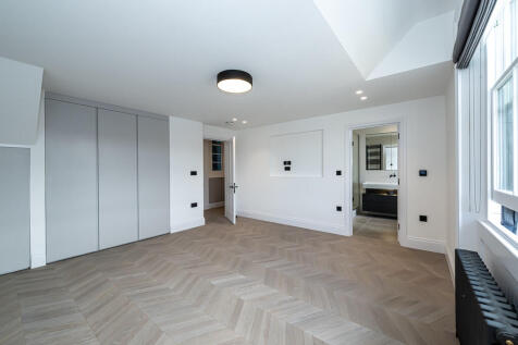 Queens Gate 5 57-...