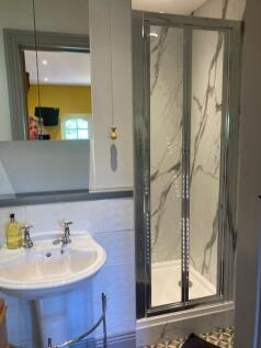 Ensuite Shower Ro...