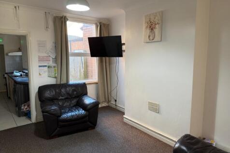 Lounge 2