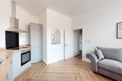 The-Grove-Flat-6-100
