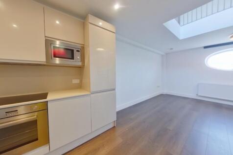 Open plan kitchen - living room 