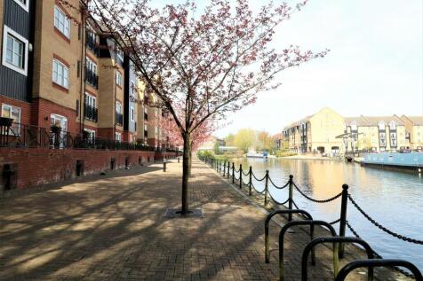 Exterior Overlooking Canal