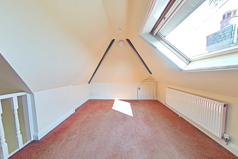 Bedroom 4 (Loft)