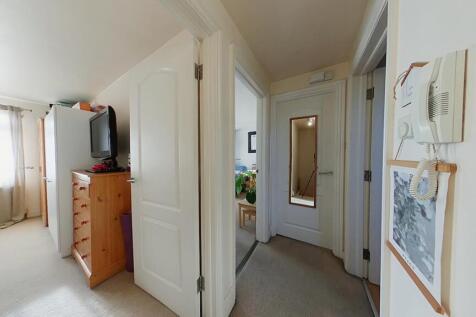 Flat 5 Landing Area