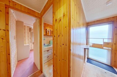 L Shaped Entrance Hallway