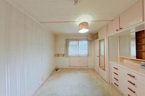 Bedroom 1 (10)