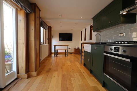 Open Plan Living Room - Kitchen