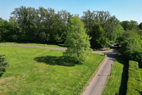 Communal gardens