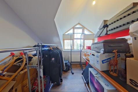 Bedroom (10)