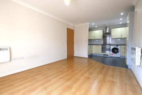 Open Plan Living Room &amp; Kitchen