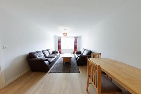 Open Plan Living Room - Kitchen