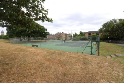 Tennis Courts 