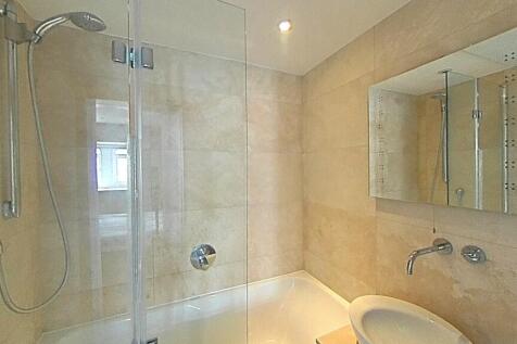Bed 1 En Suite
