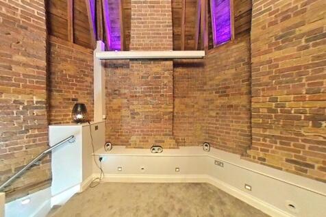 Top Floor cinema Room (2)